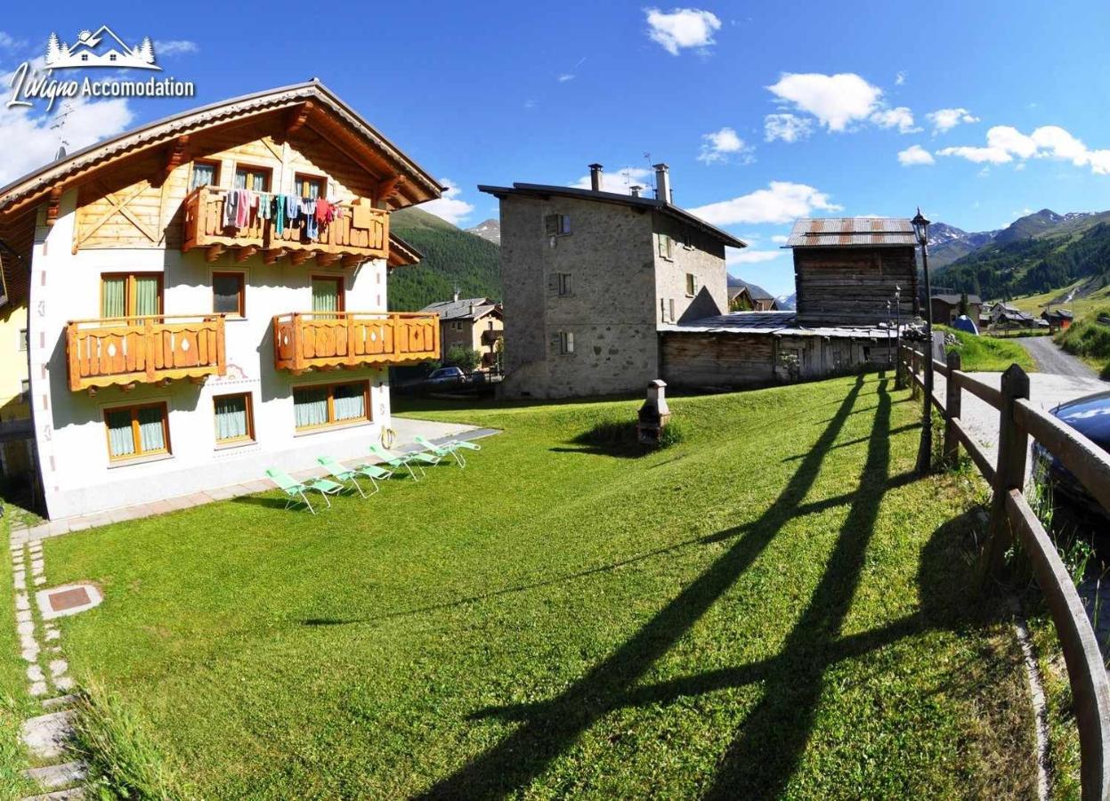 Alpen Royal By Livigno Accomodation Bagian luar foto