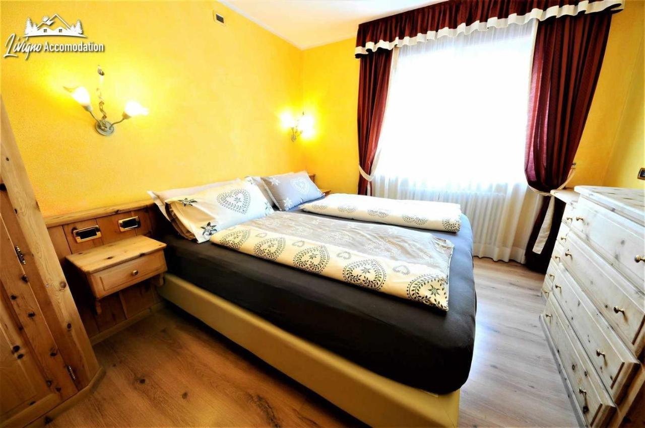 Alpen Royal By Livigno Accomodation Bagian luar foto