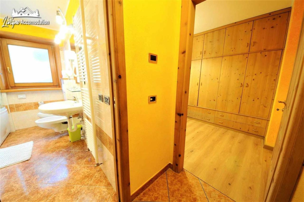 Alpen Royal By Livigno Accomodation Bagian luar foto