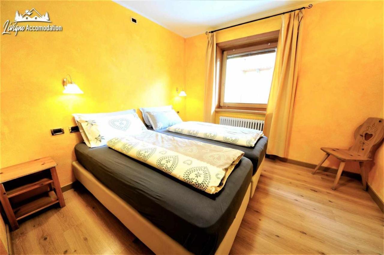 Alpen Royal By Livigno Accomodation Bagian luar foto