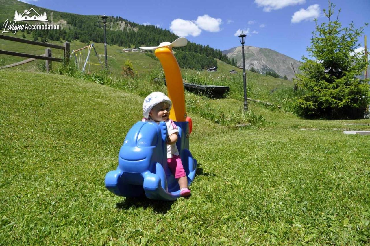 Alpen Royal By Livigno Accomodation Bagian luar foto