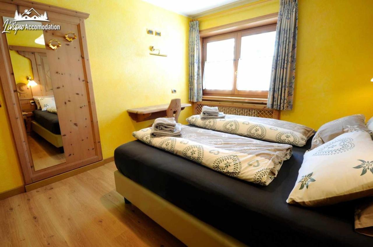 Alpen Royal By Livigno Accomodation Bagian luar foto