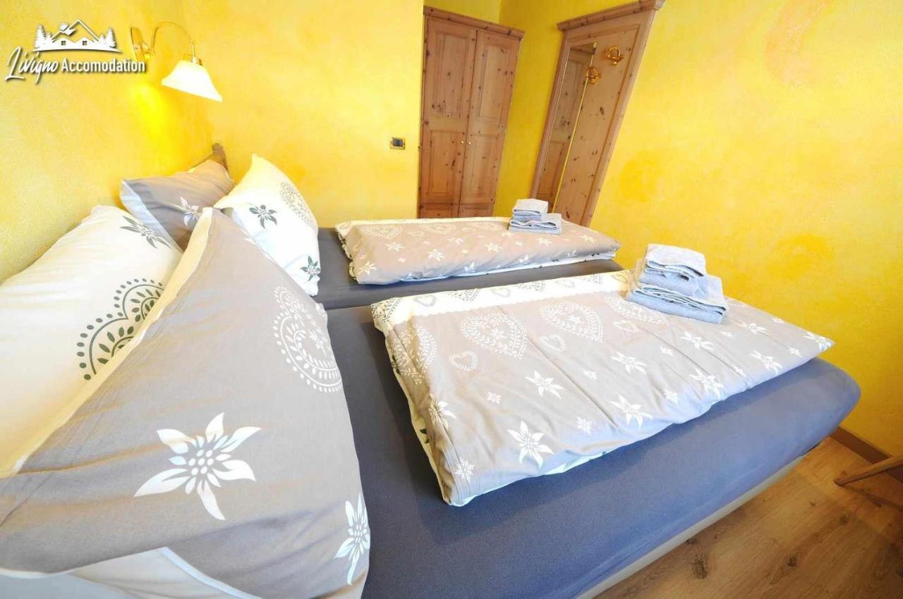 Alpen Royal By Livigno Accomodation Bagian luar foto