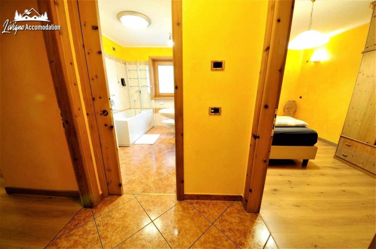 Alpen Royal By Livigno Accomodation Bagian luar foto